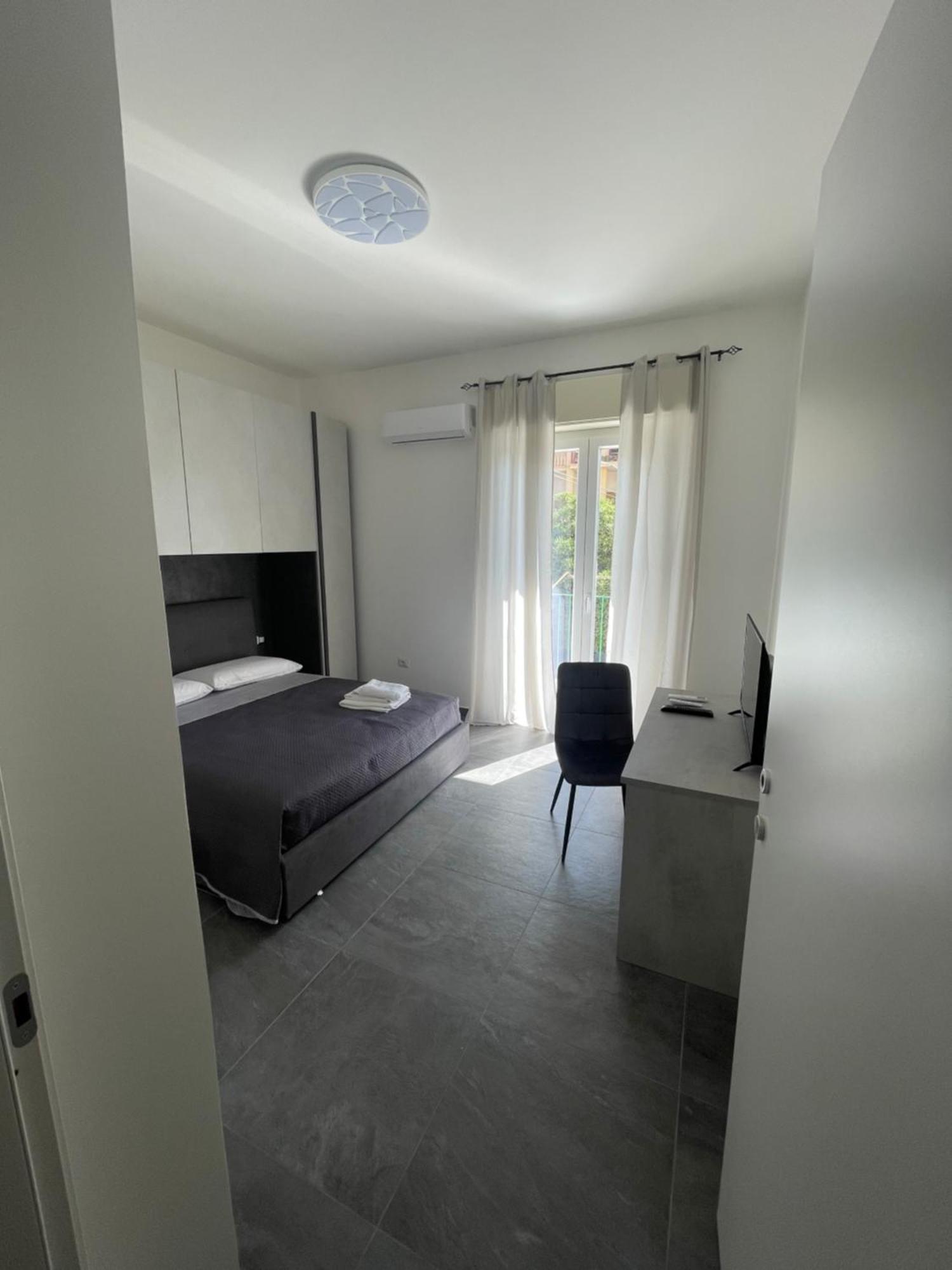 Leos Rooms Caltanissetta Exterior foto